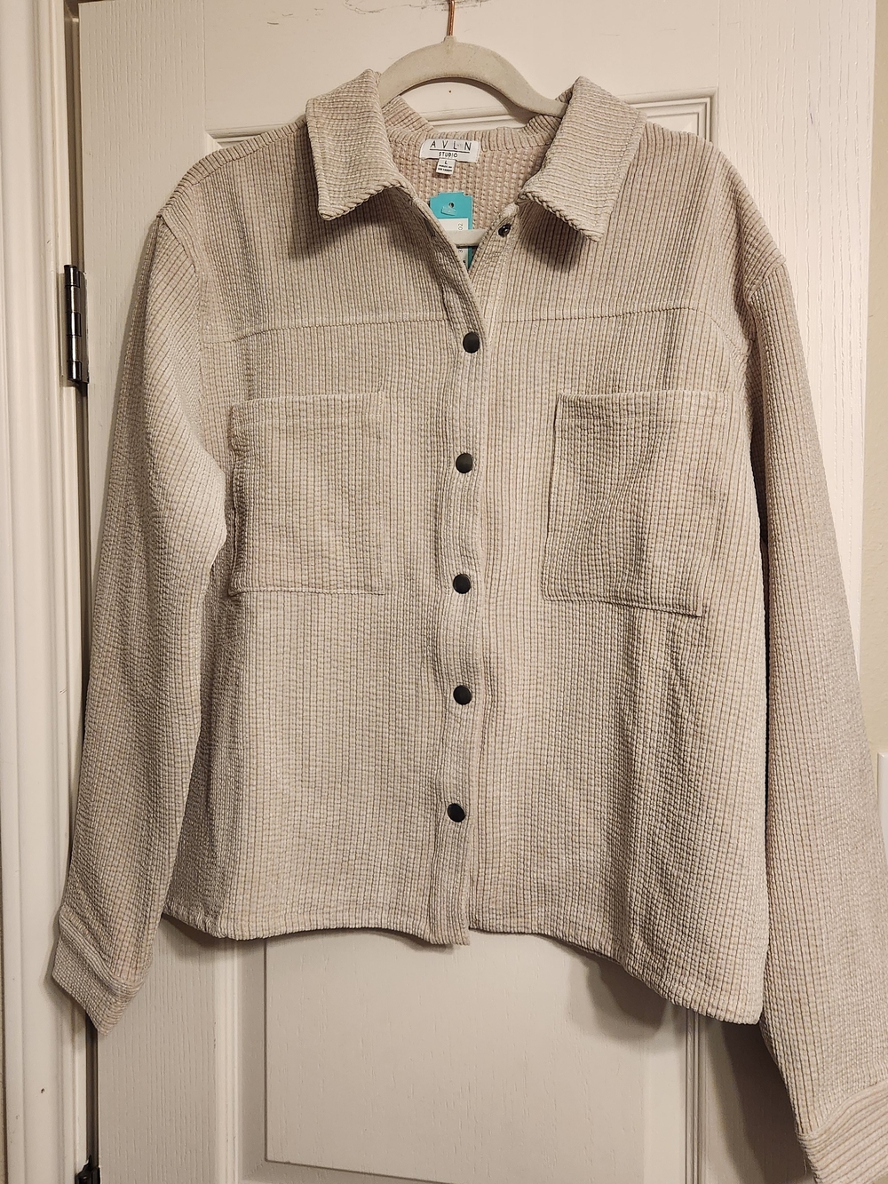 Beige Cordouroy Croped Shacket